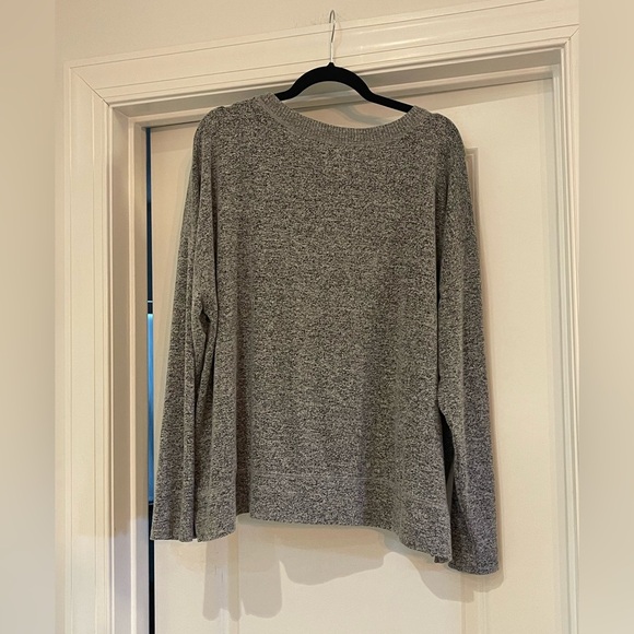 Lucky Brand Gray Crew Neck Lightweight Sweater - Picture 2 of 4